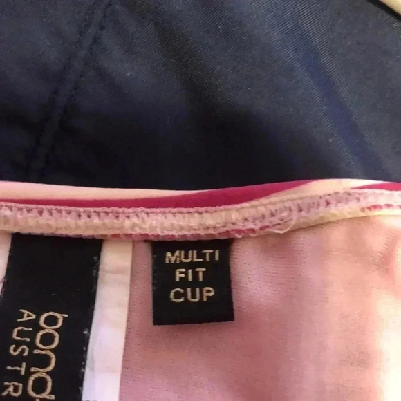 Bond-eye one piece bathing suit.  Pink and white pinstripe.  Size 6 - Picture 5 of 7